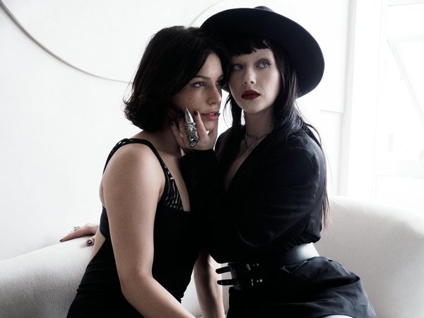 Découverte des parfums de niche féminins : luxe et sensations raffinées